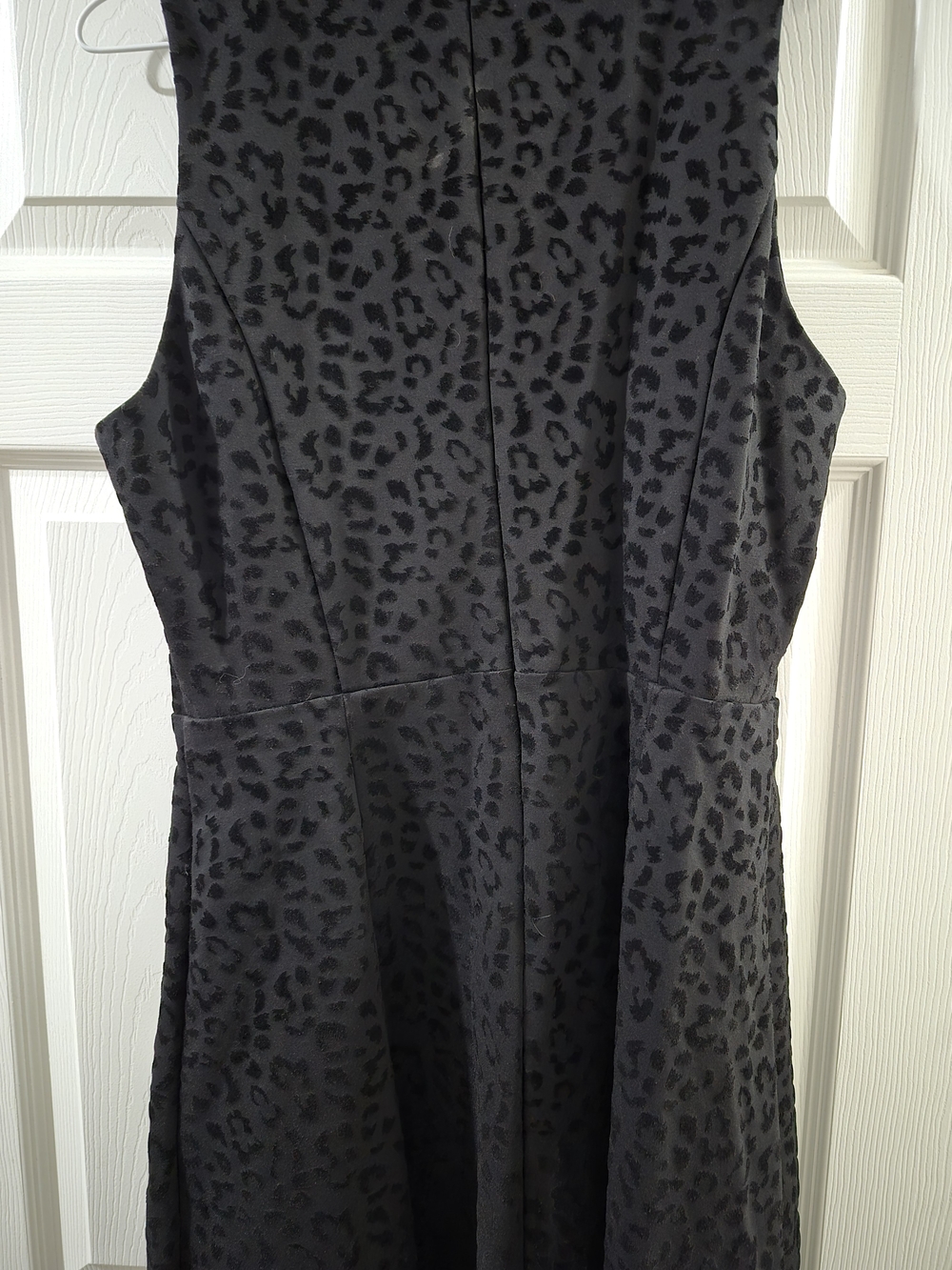Versona Black Sleeveless Keyhole A-Line Dress - Picture 10 of 16